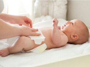 Hướng dẫn đầy đủ về chăm sóc trẻ sơ sinh